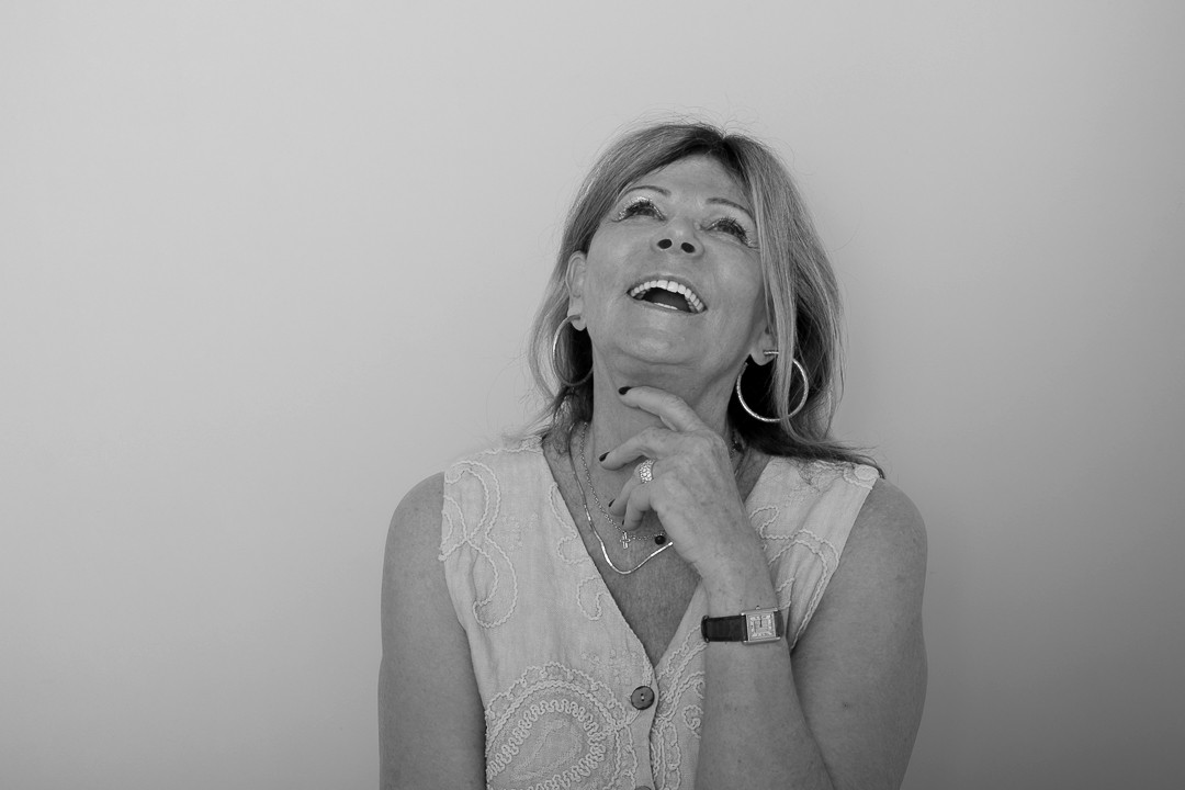 Portrait de Claire en noir et blanc